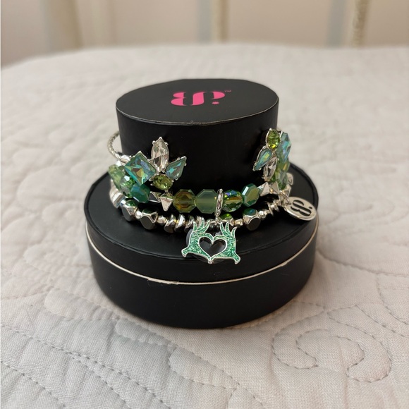 Bomb Party Jewelry - 💚💚Bomb Party Holiday Stack💚💚